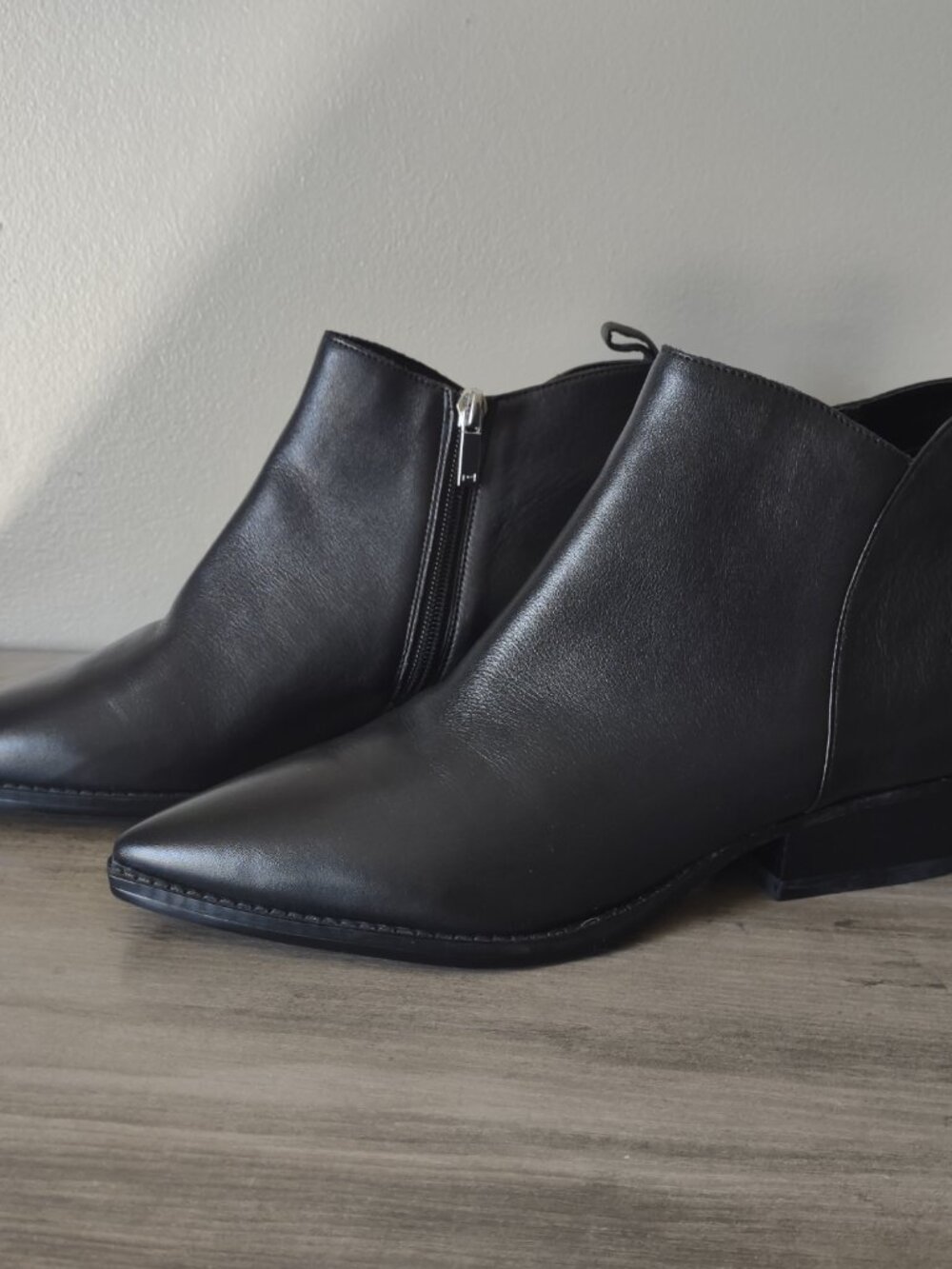 Marc Fisher Obrra black leather ankle boots - classic chic western moto NWOT 8.5